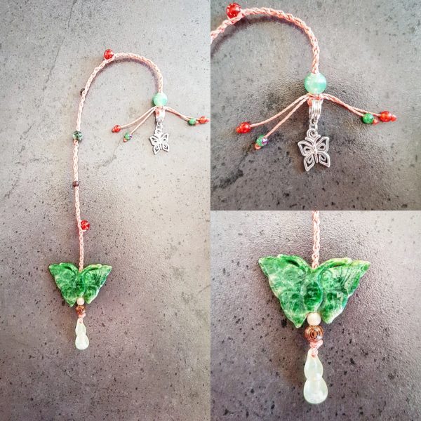 Pendule papillon en jade